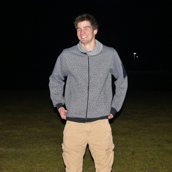 Meet your Posher, Daniel - Picture 1 of 1